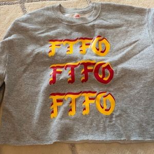 cropped long sleeve crew neck